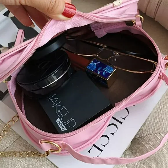 Elegant Heart-Shaped Floral Embroidery Crossbody Bag NWT​ - Picture 6 of 8